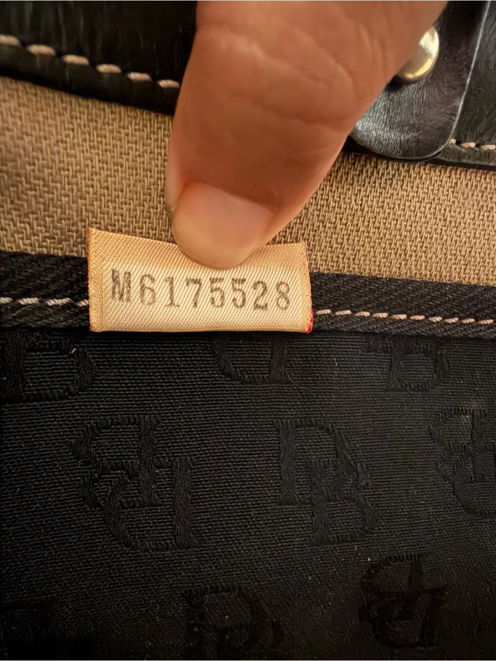 Dooney & Bourke Black Signature Tassel Shoulder Bag Tote - Picture 5 of 11
